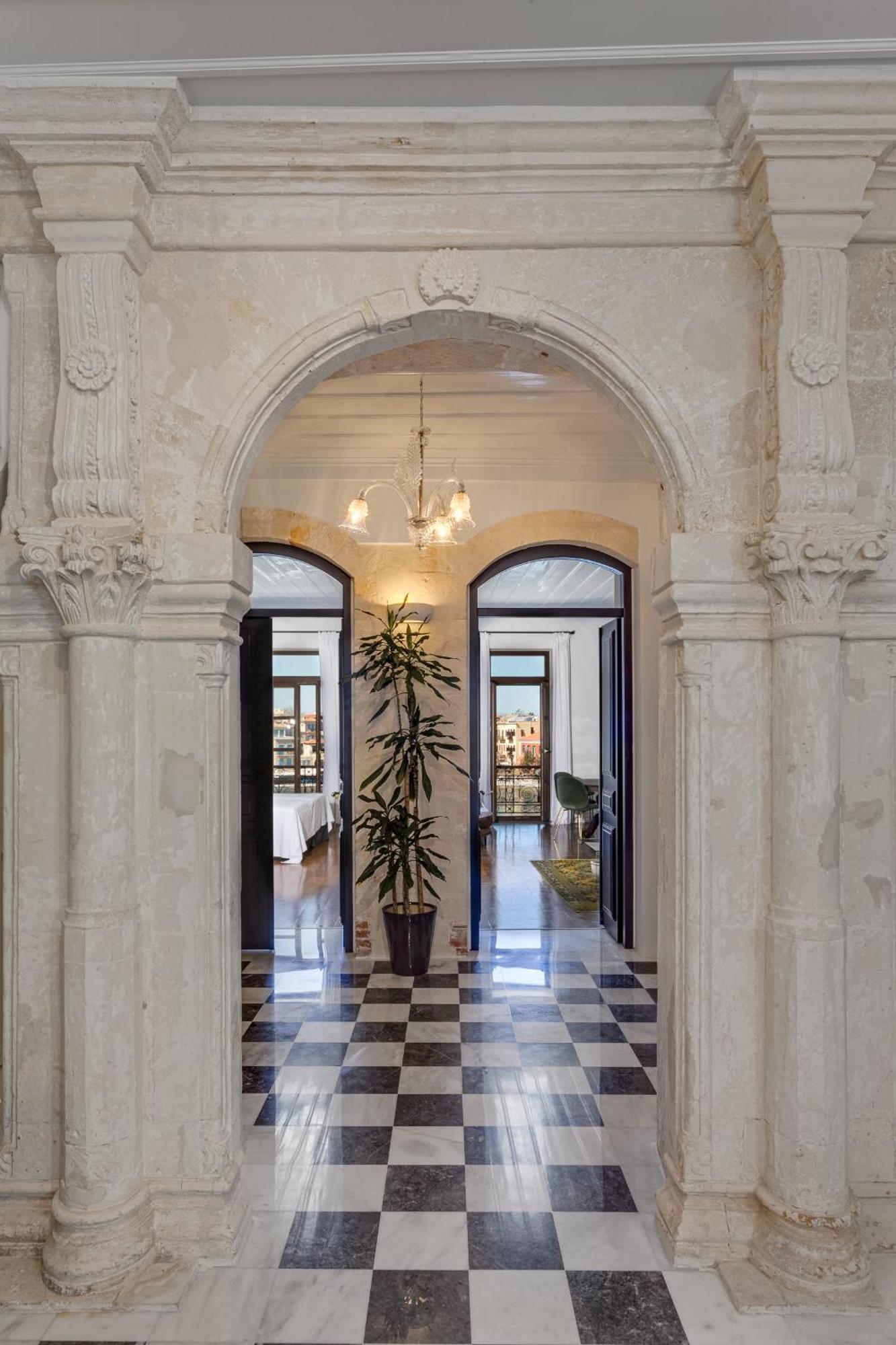 Domicilechania - Venetian Residence Bagian luar foto