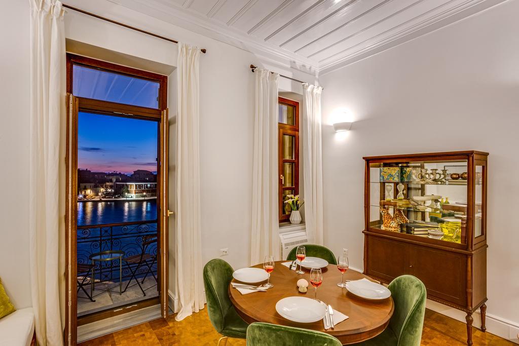 Domicilechania - Venetian Residence Bagian luar foto