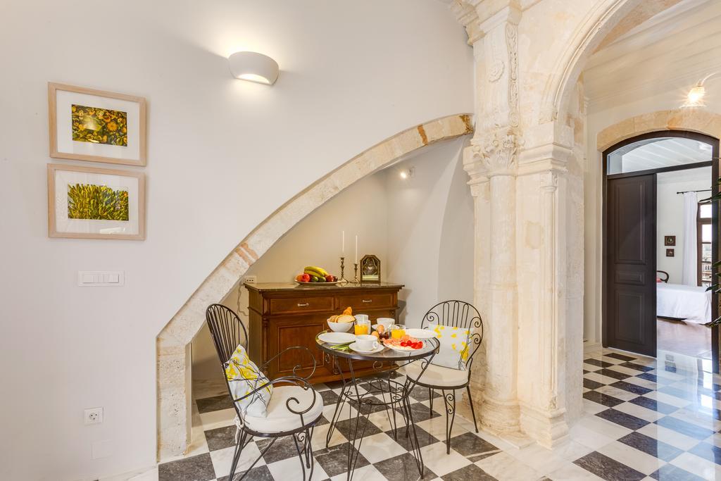 Domicilechania - Venetian Residence Bagian luar foto